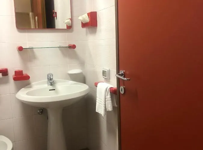 Casa Dell'ospite ホテル