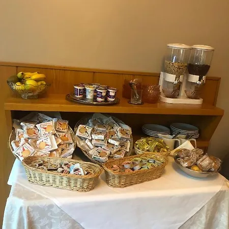 Hotel Casa Dell'ospite Brescia