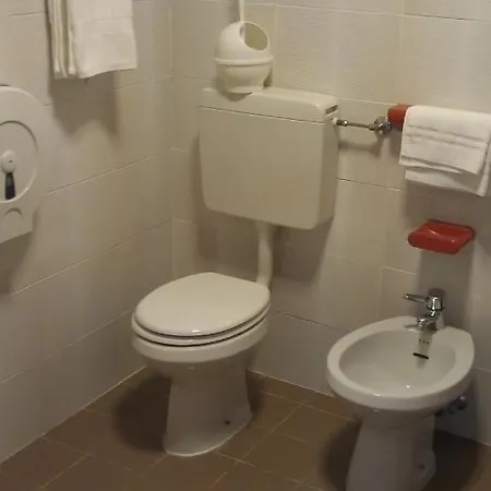 Casa Dell'ospite 2* Brescia