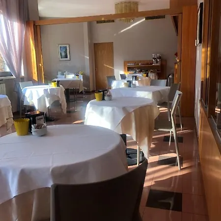 Hotel Casa Dell'ospite 2*
