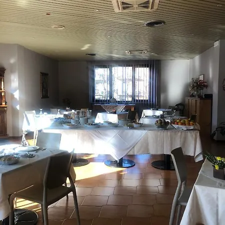 Casa Dell'ospite Hotel 2*