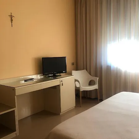 Hotell Casa Dell'ospite Brescia