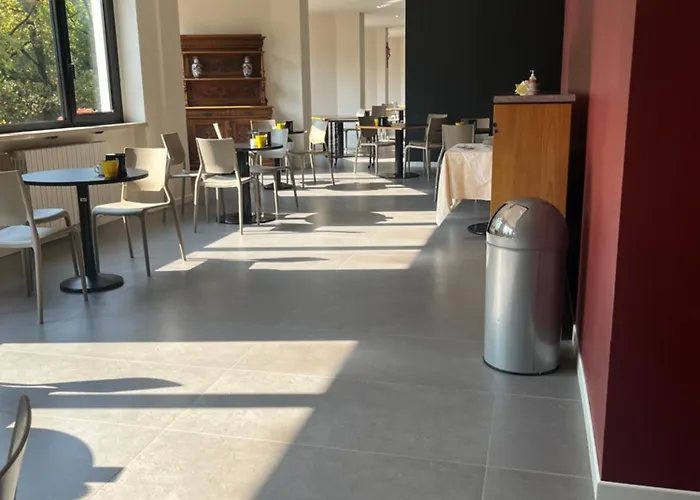 Hotel Casa Dell'ospite Brescia